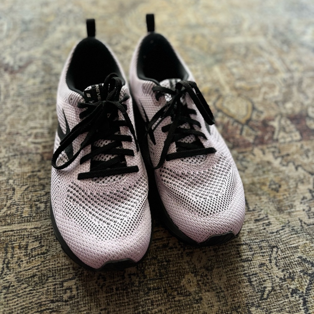 Brooks Revel shoes